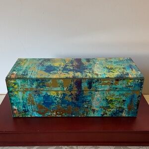 Abstract Multicolor Decorative Box